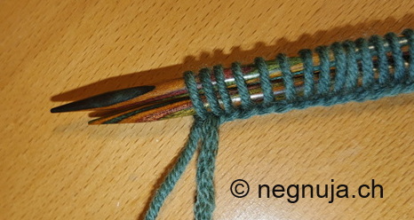 Möbius Schal Anschlagen