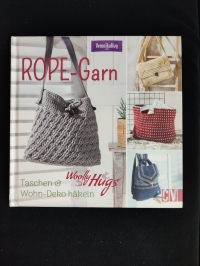 Robe-Garn / Veronika Hug  (CV 2019)