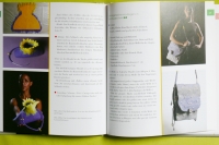 blumen - schmuck - accessoires aus filz / A. Wolk-Gerche (2004 Verlag Freies Gestesleben)