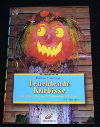 Leuchtende Kürbisse (Christophorus - 2002)